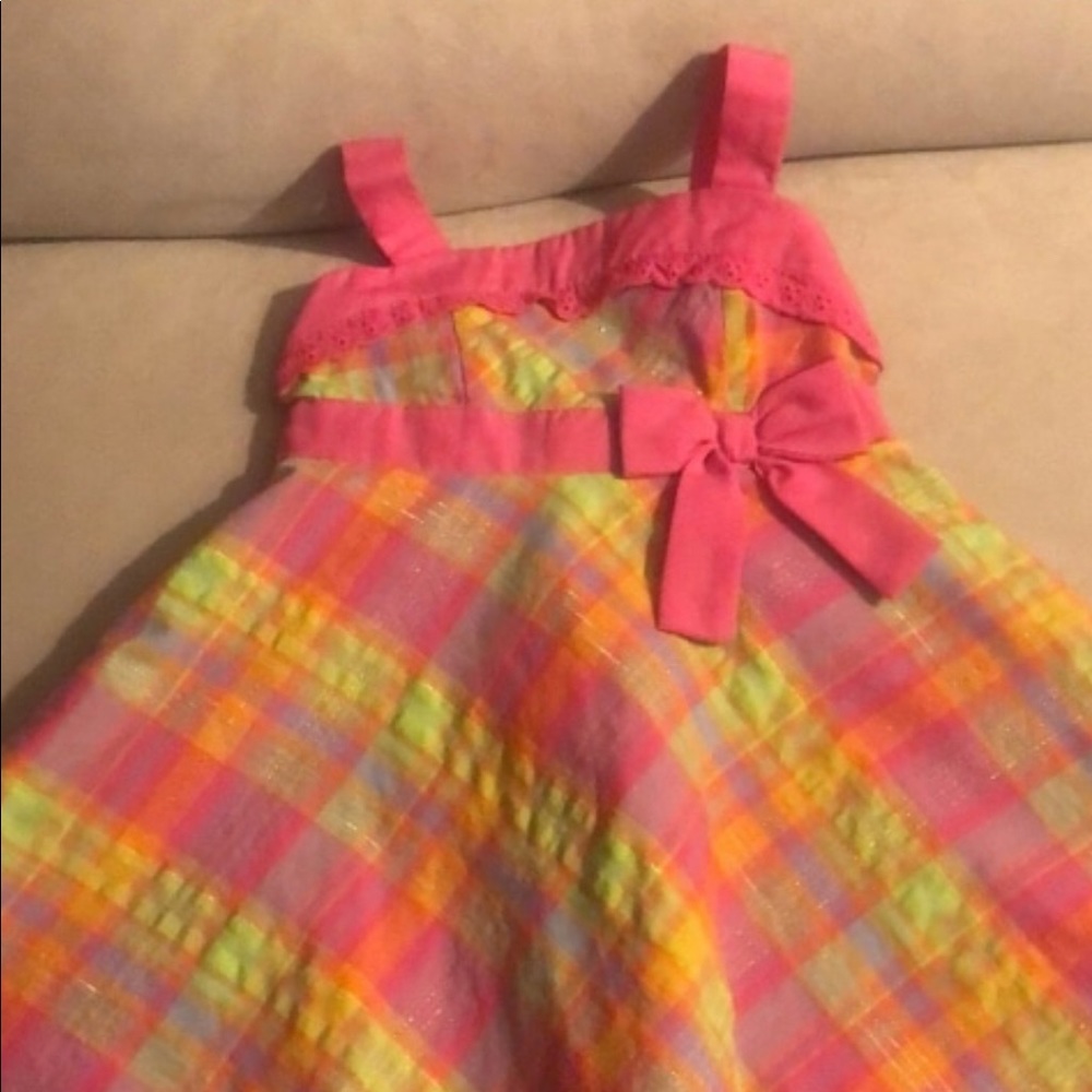 Girls dress